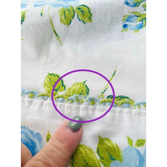 Vintage 70s flat/top sheet, blue roses floral, twin size bed, Wabasso - Picture 6 of 8